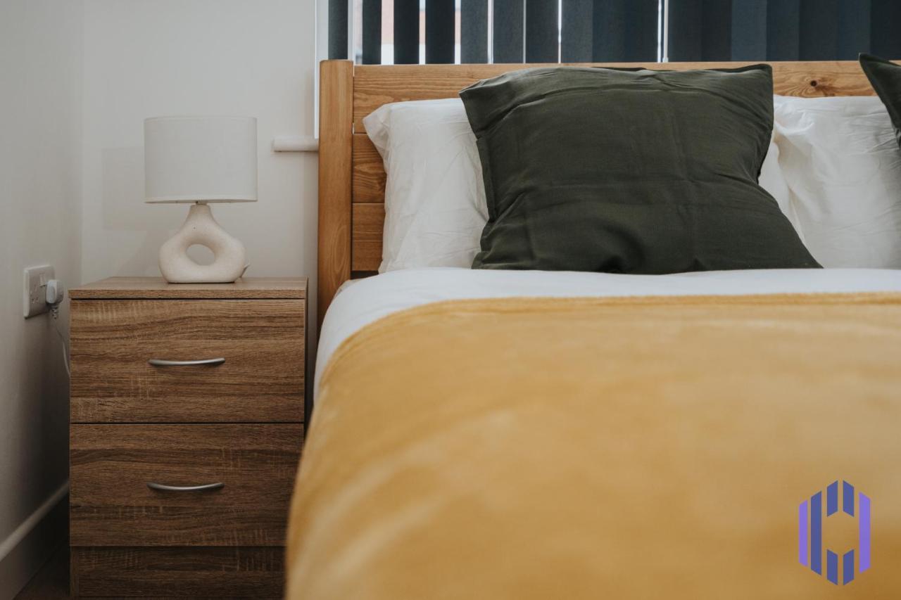 Вилла Stylish 4Bd - Coop Live - Etihad - Parking - Ev Манчестер Экстерьер фото